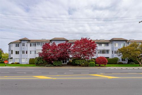 315-3931 Shelbourne St, Victoria, BC, V8P4H9 | Card Image