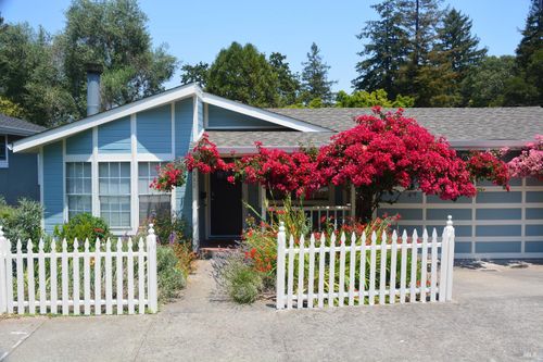 112 Picnic Ave, San Rafael, CA, 94901-5003 | Card Image