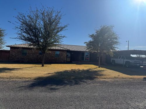 2125 W Lamar Dr, Fort Stockton, TX, 79735-8834 | Card Image