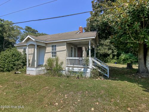 8533 Caratoke Hwy, Powells Point, NC, 27966-9781 | Card Image