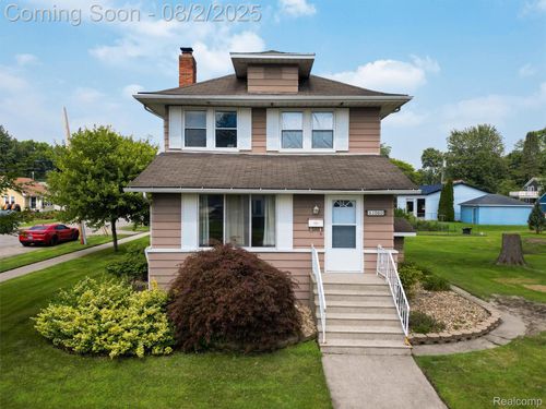 51060 Blackwell St, New Baltimore, MI, 48047-2526 | Card Image