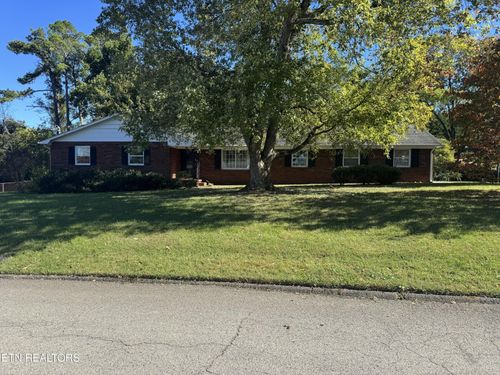 128 Essex Dr, Knoxville, TN, 37922-3540 | Card Image