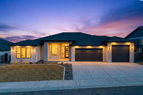 4857 S Reed St, Kennewick, WA, 99337-2731 | Card Image