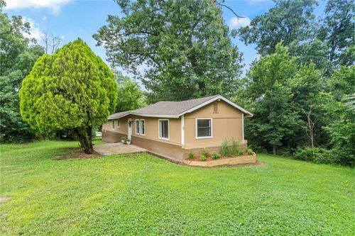 310 Lacy St, Siloam Springs, AR, 72761-5112 | Card Image