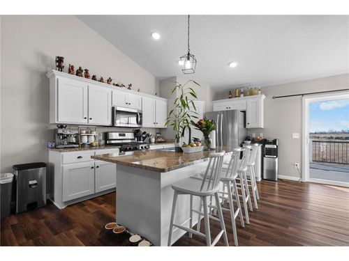 20924 Hardwood Rd N, Forest Lake, MN, 55025-2731 | Card Image