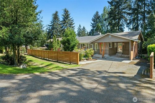 19016 Firlands Way N, Shoreline, WA, 98133 | Card Image