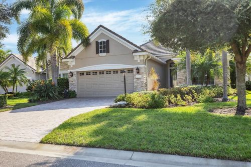 12046 Thornhill Ct, LAKEWOOD RANCH, FL, 34202-7938 | Card Image