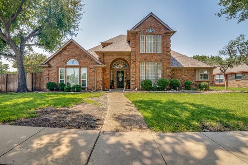 2001 Diamond Oaks Dr, Garland, TX, 75044-7853 | Card Image