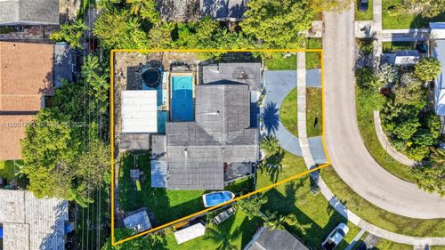 9220 Marine Dr, Cutler Bay, FL, 33189-1843 | Card Image