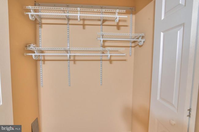APT-1B - 11629 Stoneview Sq, Condo with 2 bedrooms, 2 bathrooms and null parking in RESTON VA | Image 26