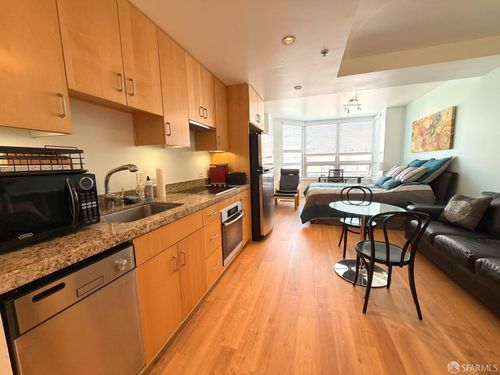 702-750 Van Ness Ave, San Francisco, CA, 94102-6326 | Card Image