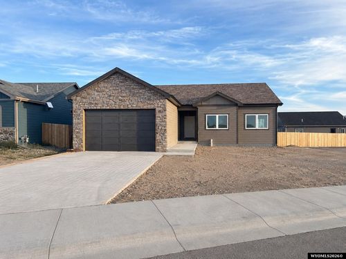 4687 Shale Cir, Mills, WY, 82644-5189 | Card Image