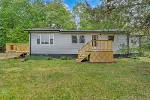 24 Robin Ridge Rd, Rocky Mount, VA, 24151-3592 | Card Image