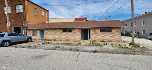 112 E 13th Street, Baxter Springs, KS, 66713 | Card Image