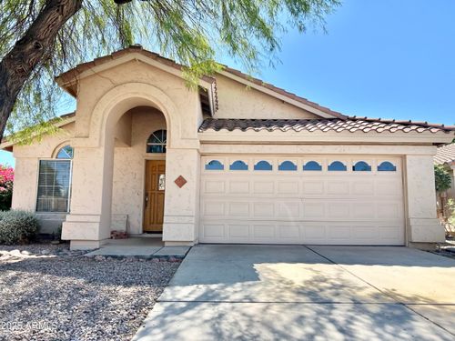 437 W San Angelo St, Gilbert, AZ, 85233-2650 | Card Image