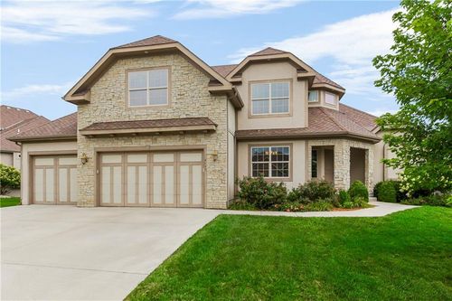 4443 N Sienna Rdg, Riverside, MO, 64150 | Card Image