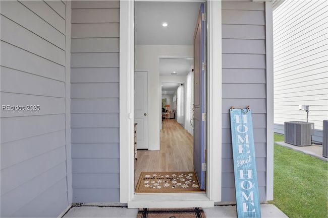 1042 Destiny Dr, House other with 3 bedrooms, 2 bathrooms and null parking in Okatie SC | Image 6