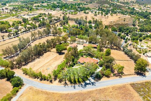 38785 Avenida Bonita, Murrieta, CA, 92562 | Card Image