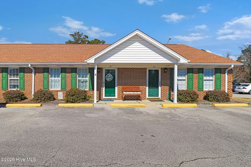 11-rosewood-village-2900 Myrtle St, Morehead City, NC, 28557-3575 | Card Image