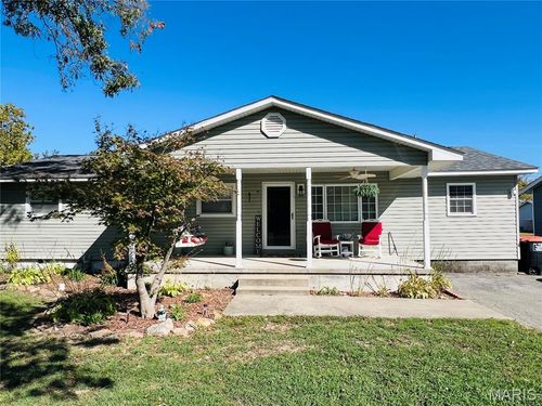 611 W 2nd St, Advance, MO, 63730-8126 | Card Image