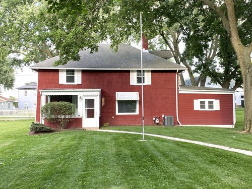 255 Oak St, HAMPSHIRE, IL, 60140-7610 | Card Image