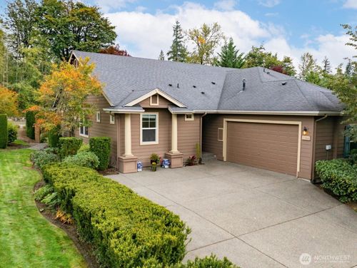13864 231st Ln Ne, Redmond, WA, 98053-5698 | Card Image