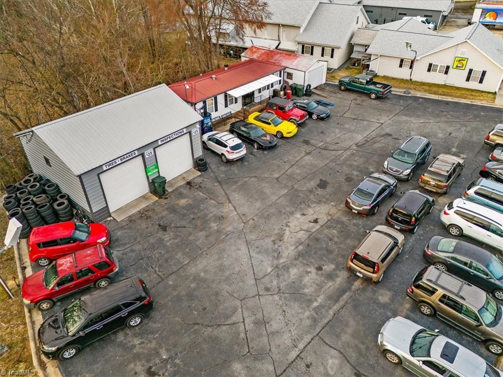 Commercial Sale in Thomasville 4