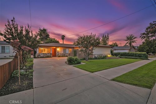 9118 Maple St, Bellflower, CA, 90706-5619 | Card Image