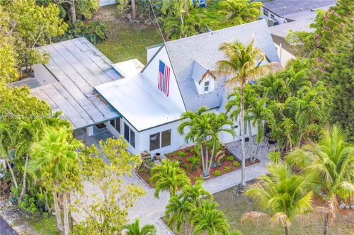 1960 Ne 182nd St, North Miami Beach, FL, 33162-1616 | Card Image