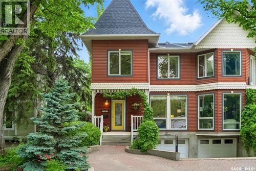 1105 15th St E, Saskatoon, SK, S7N0R5 | Card Image