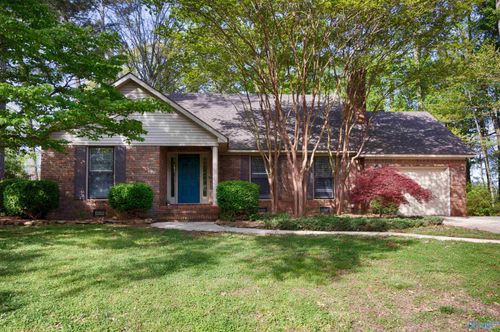 404 Cloverleaf Dr, Athens, AL, 35611-4424 | Card Image