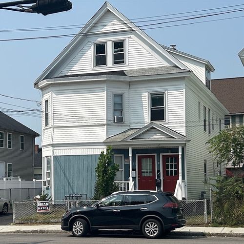 93-91 Newton St, Lawrence, MA, 01843-1322 | Card Image