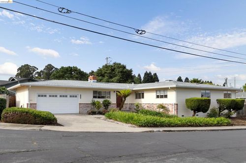 1799 Lefebvre Way, Pinole, CA, 94564 | Card Image