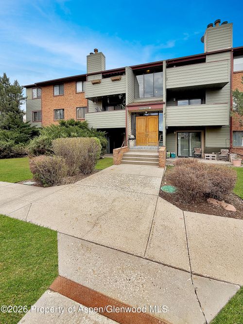 apt-a3-89 Meadowood Dr, Carbondale, CO, 81623-9221 | Card Image