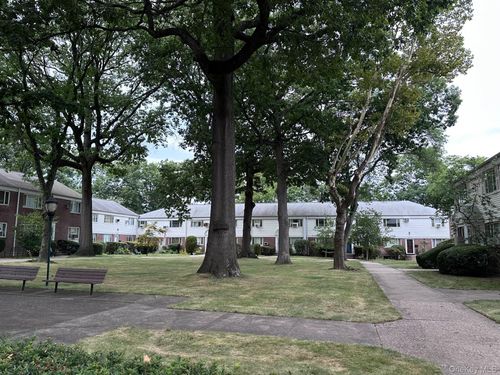 199-209 18th Ave, Bayside, NY, 11360-1444 | Card Image