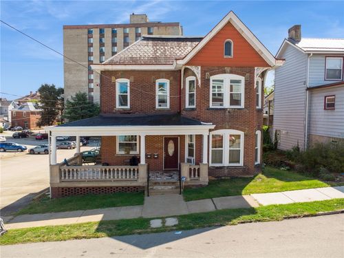 212 W 2nd St, Greensburg, PA, 15601-2990 | Card Image