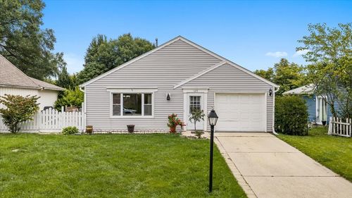 120 Braeburn Road, Montgomery, IL, 60538 | Card Image