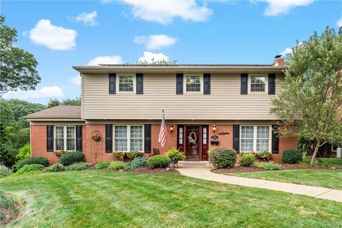 346 Dutch Ln, Pleasant Hills, PA, 15236-4331 | Card Image