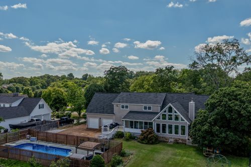 8518 Nesting Trl, Ooltewah, TN, 37363-9704 | Card Image
