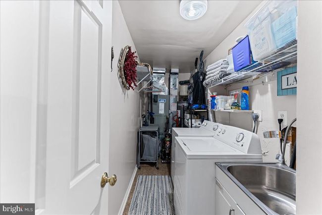 28 Hopkinson Ct, Condo with 2 bedrooms, 2 bathrooms and null parking in CHESTERBROOK PA | Image 21