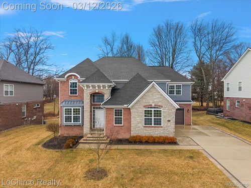 43722 Bolingbrooke Ln, Novi, MI, 48377-2313 | Card Image