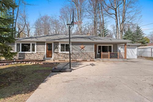 1810 Wood Lane, GREEN BAY, WI, 54304 | Card Image