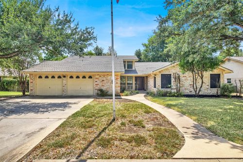 1403 Stone Ridge Dr, Taylor, TX, 76574-7006 | Card Image
