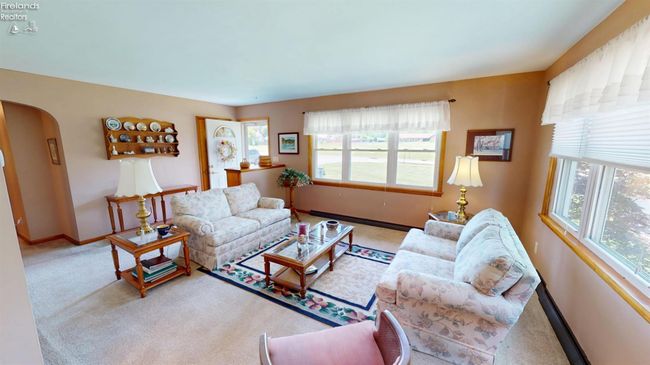 1501 Tiffin Rd, House other with 3 bedrooms, 2 bathrooms and 2 parking in Fremont OH | Image 7