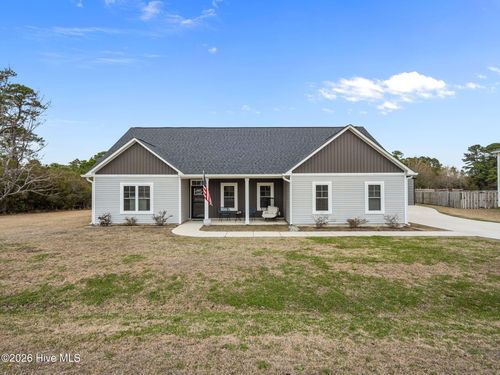 140 Inverness Dr, Hubert, NC, 28539-4602 | Card Image