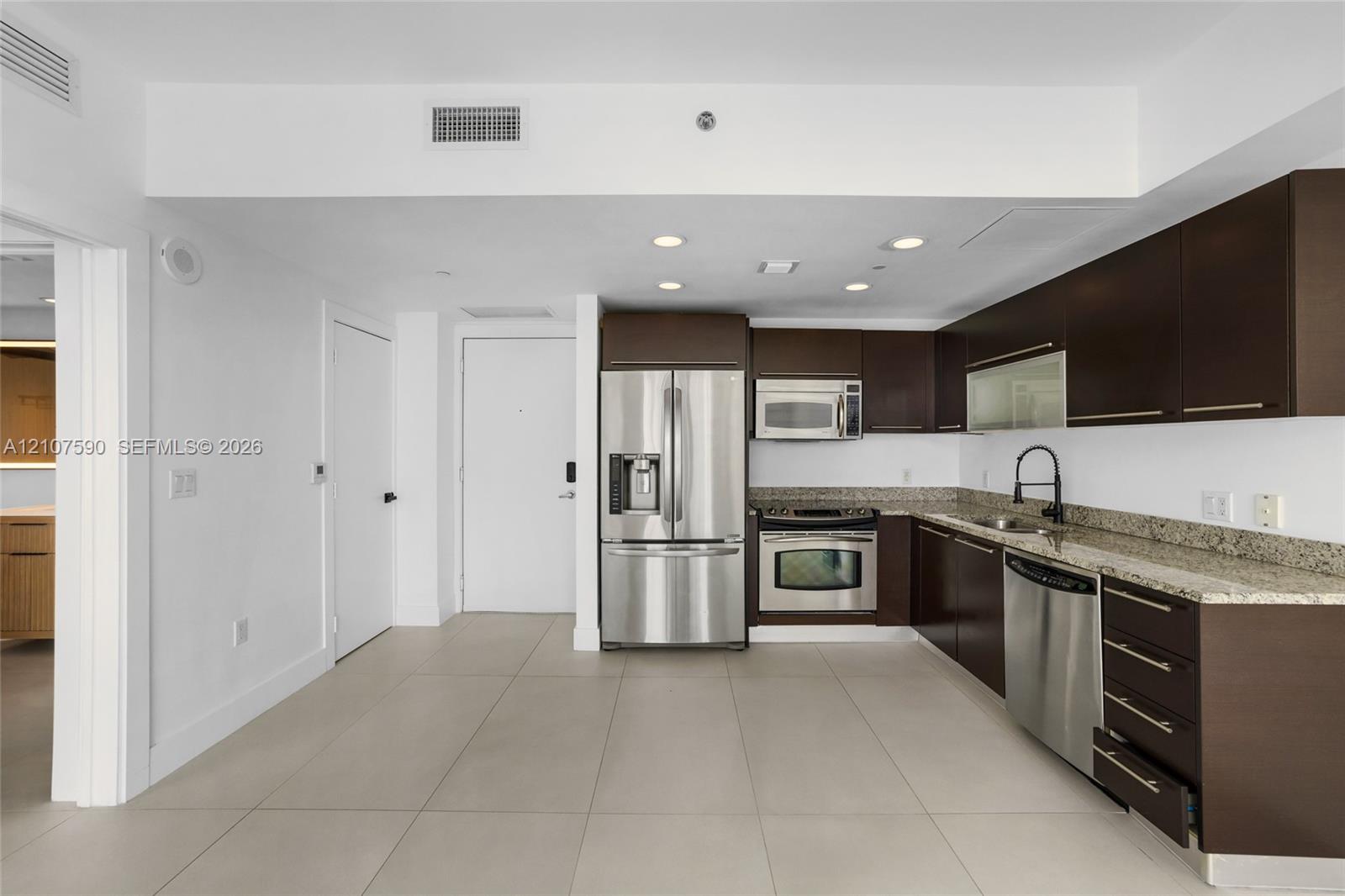 Residential Lease in Miami 4