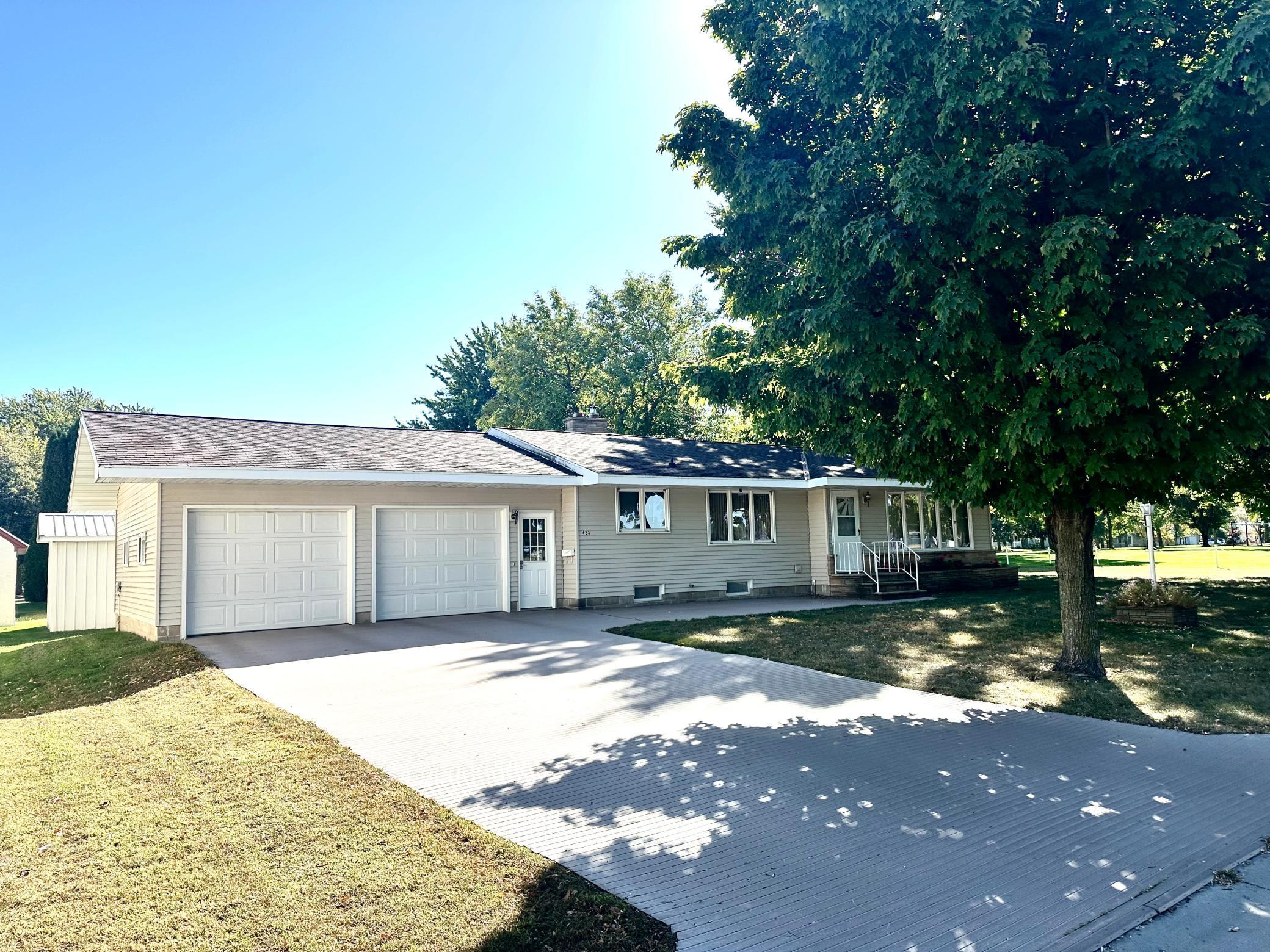 Washburne Ave, Paynesville, MN 56362