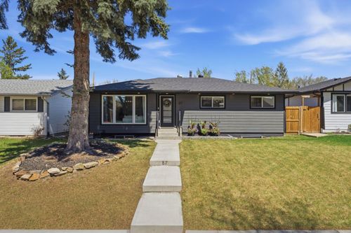 87 Armstrong Cres Se, Calgary, AB, T2J0X2 | Card Image