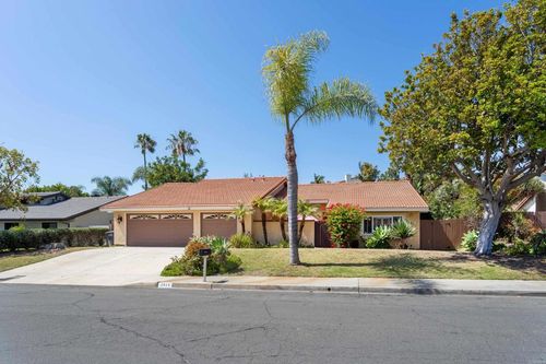 2814 Luciernaga St, Carlsbad, CA, 92009-5926 | Card Image
