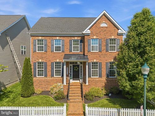 22478 Winding Woods Way, CLARKSBURG, MD, 20871-6352 | Card Image